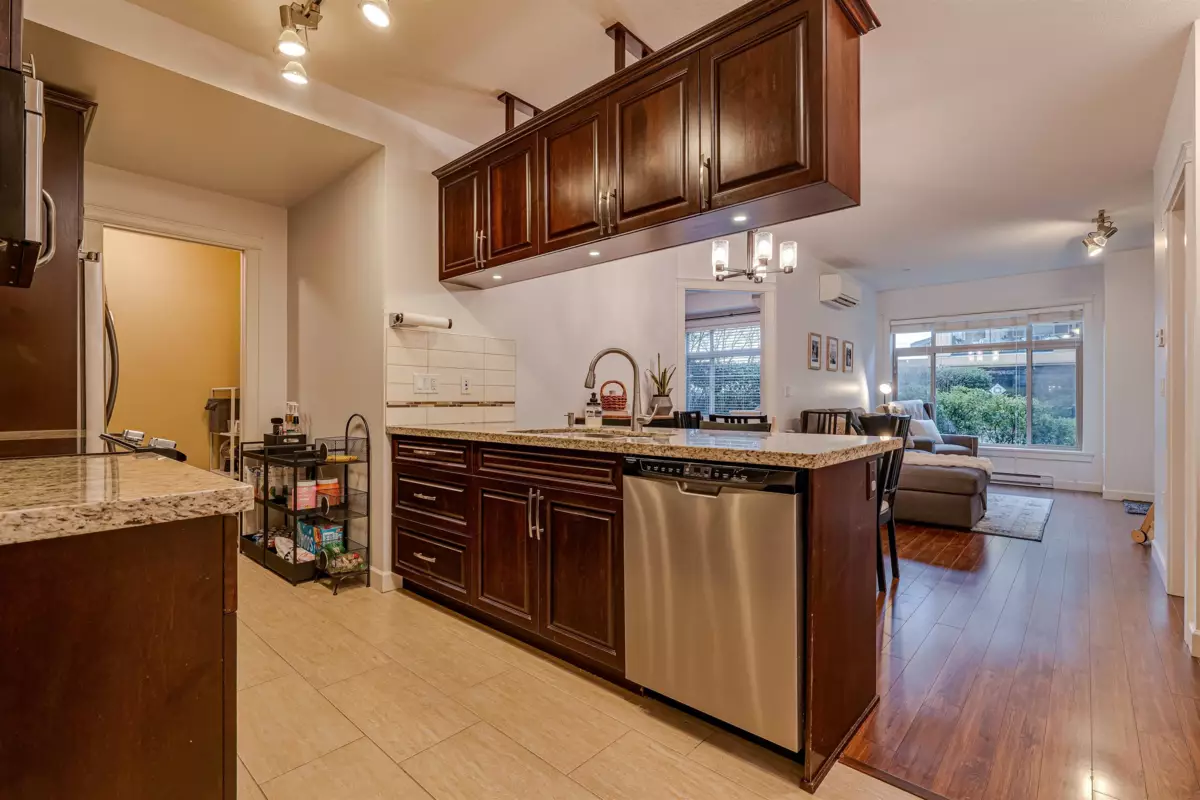 Breakfast Nook Photo of 117 12635 190a Street, Pitt Meadows, BC