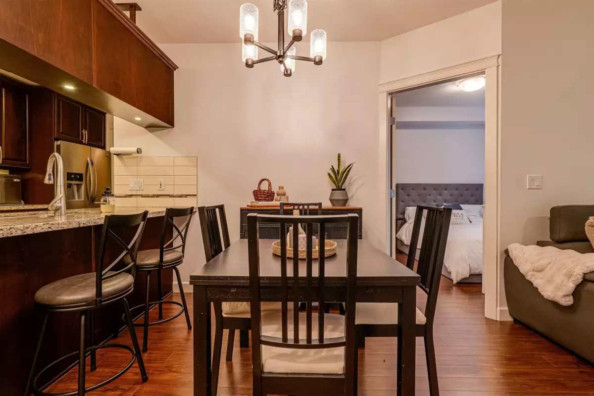 Kitchen Island Photo of 117 12635 190a Street, Pitt Meadows, BC