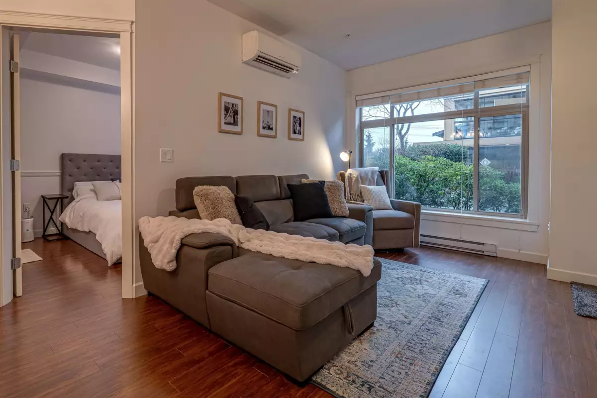 Living Room Photo of 117 12635 190a Street, Pitt Meadows, BC