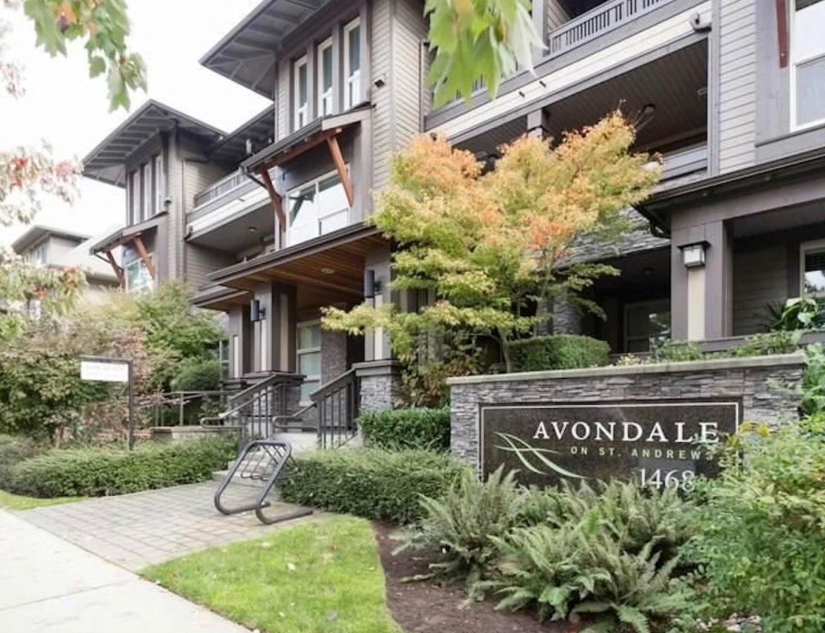 Backyard Photo of 110 1468 St. Andrews Avenue, North Vancouver, BC