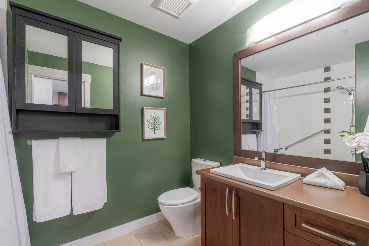 Entry Foyer Photo of 110 1468 St. Andrews Avenue, North Vancouver, BC