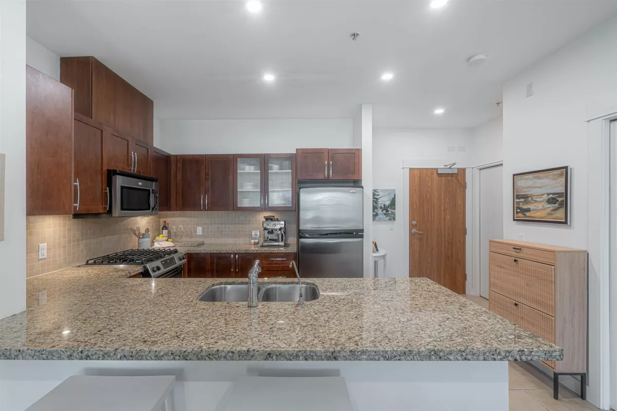 Primary Bathroom Photo of 110 1468 St. Andrews Avenue, North Vancouver, BC