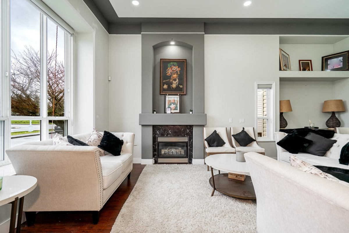 Dining Area Photo of 14532 84 Avenue, Surrey, BC