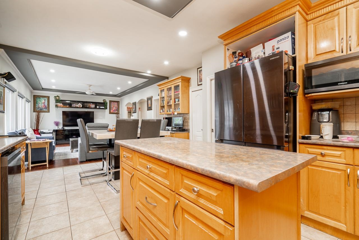 Guest Bathroom Photo of 14532 84 Avenue, Surrey, BC