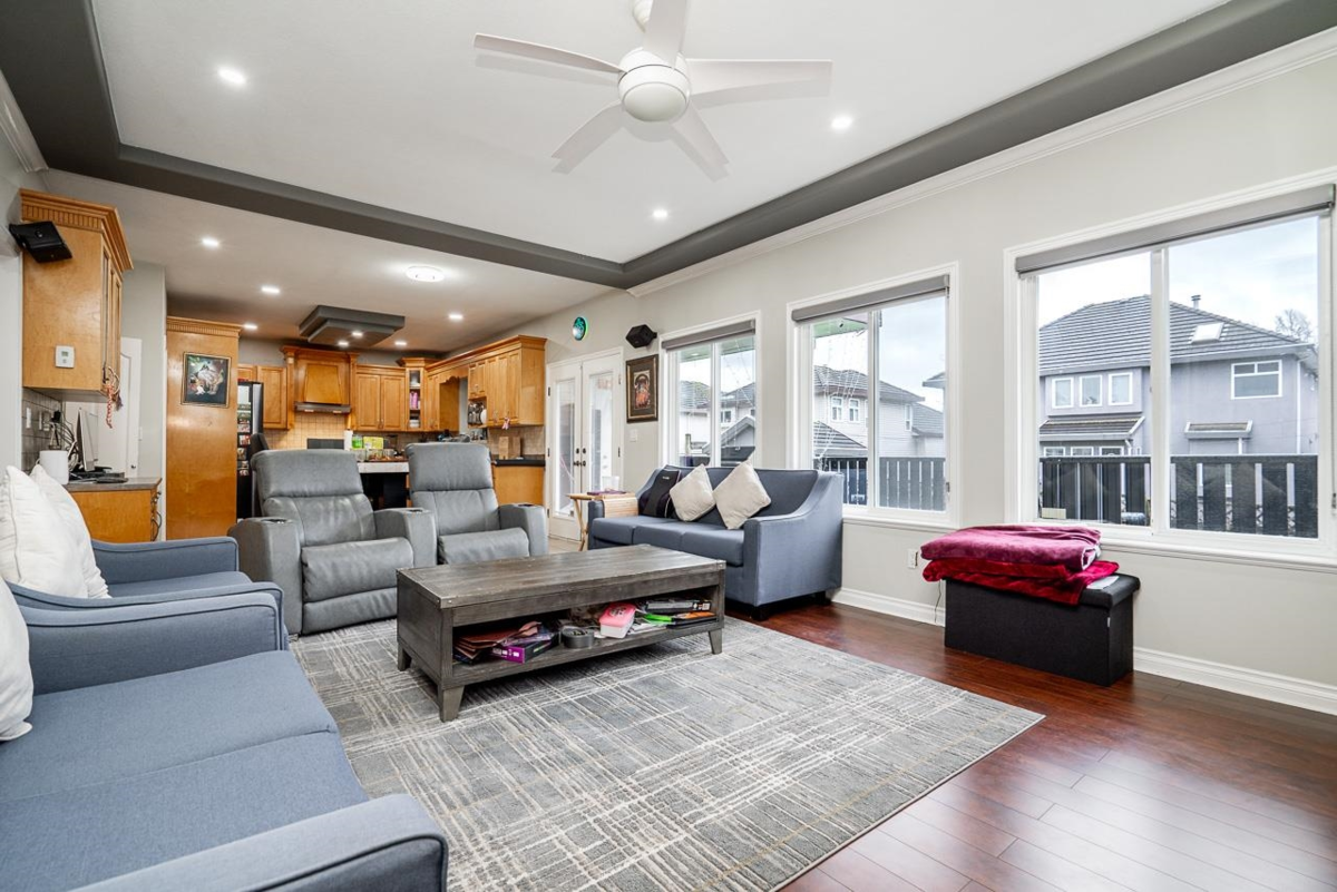 Primary Bathroom Photo of 14532 84 Avenue, Surrey, BC