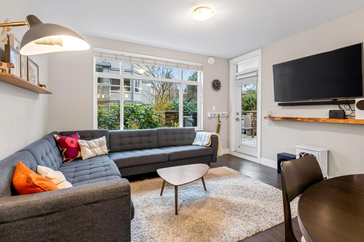 Breakfast Nook Photo of 103 2465 Wilson Avenue, Port Coquitlam, BC