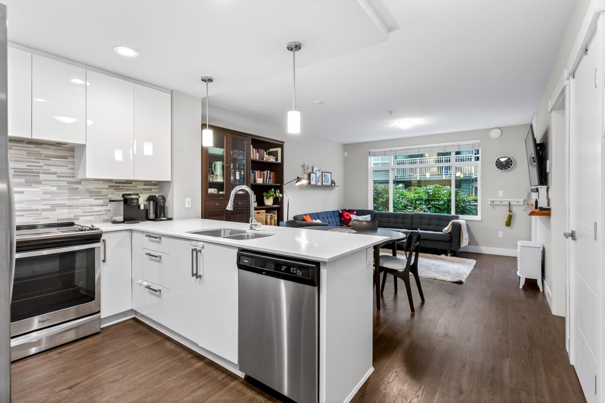 Living Room Photo of 103 2465 Wilson Avenue, Port Coquitlam, BC