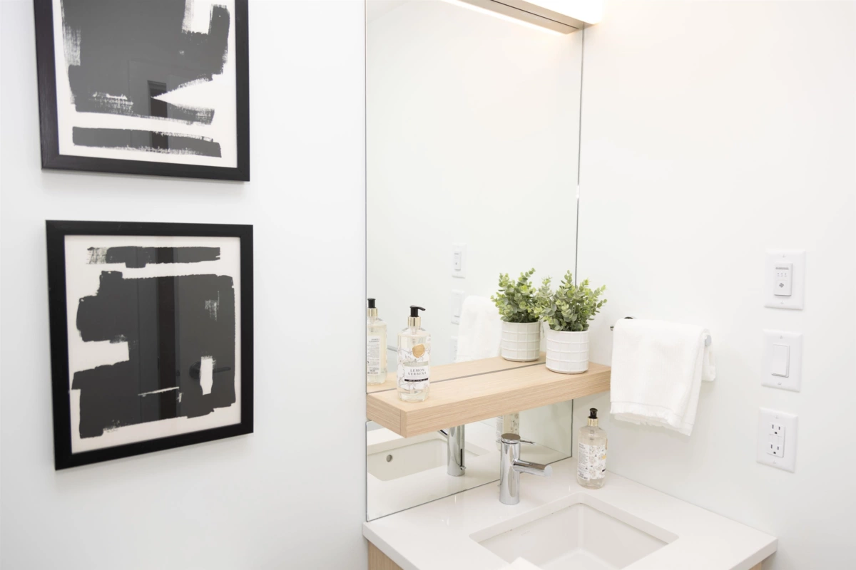 Powder Room Photo of 406 37994 Second Avenue, Squamish, BC