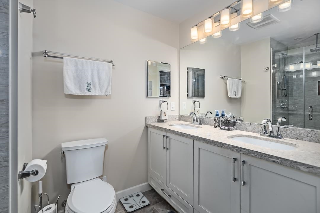 Laundry Room Photo of 309 8561 203a Street, Langley, BC