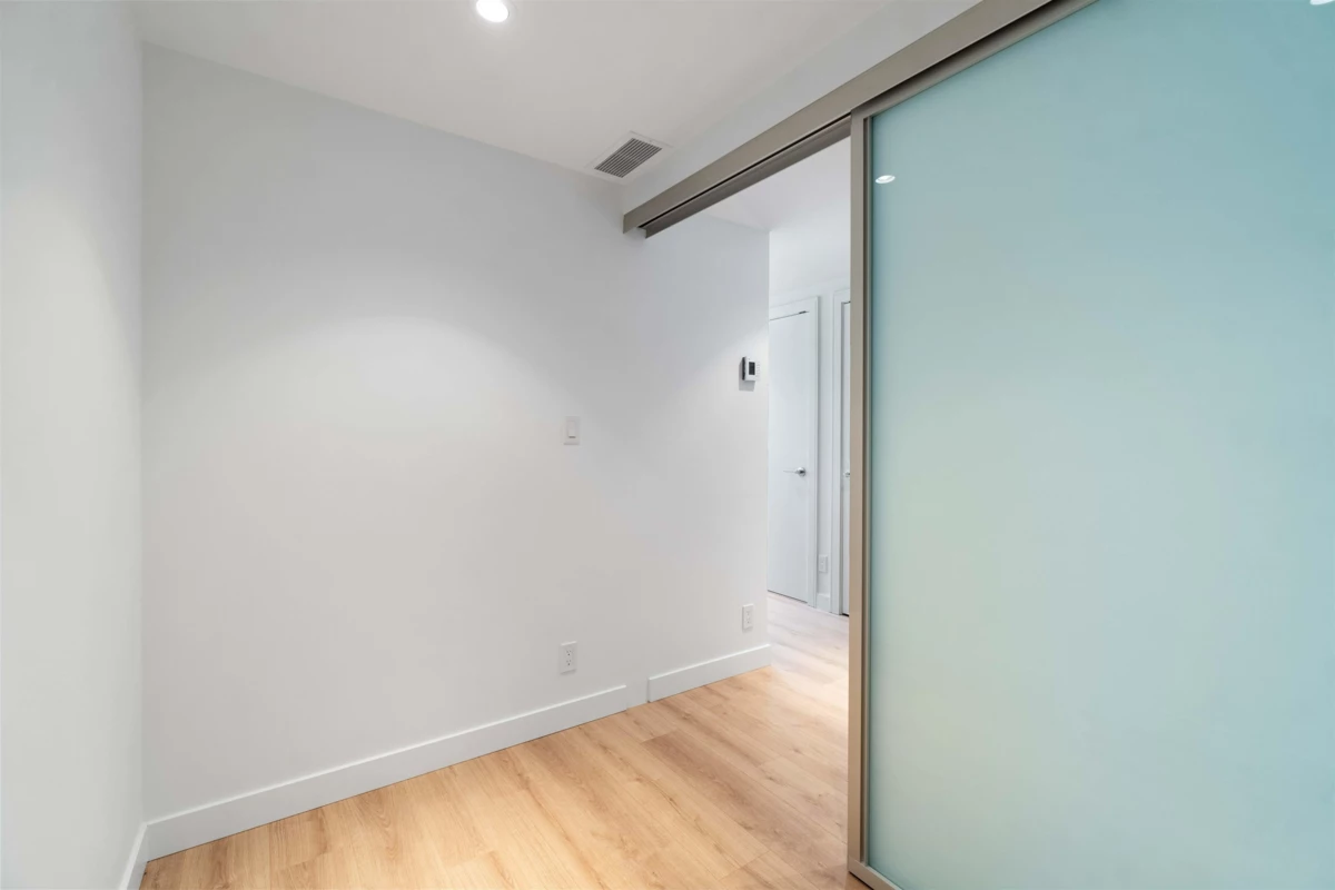 Mudroom Photo of 2304 1500 Fern Street, North Vancouver, BC