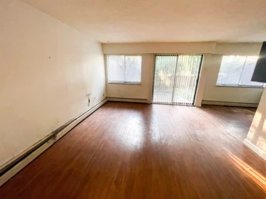 13 9402 122 Street, Surrey, BC