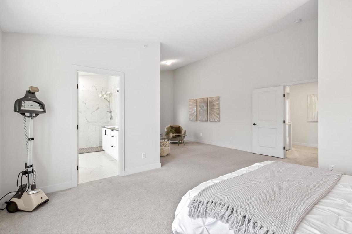 Hallway Photo of 11327 230 Street, Maple Ridge, BC