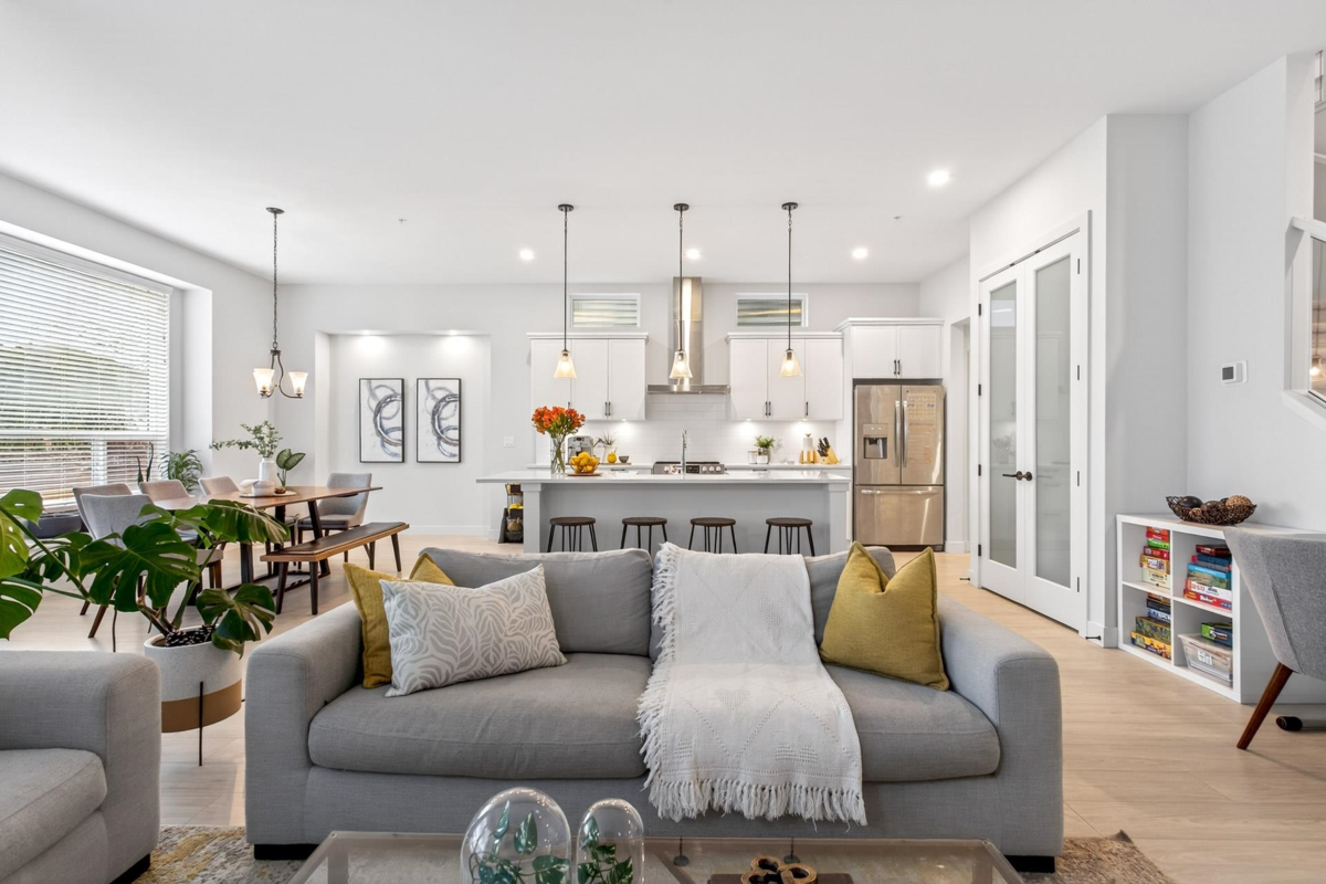 Walk-In Closet Photo of 11327 230 Street, Maple Ridge, BC