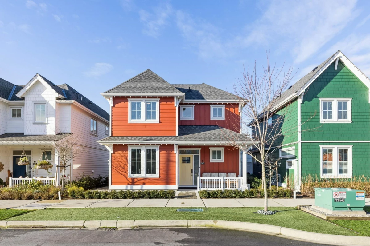 Hot Tub / Spa Photo of 387 Ridge Street, Tsawwassen, BC