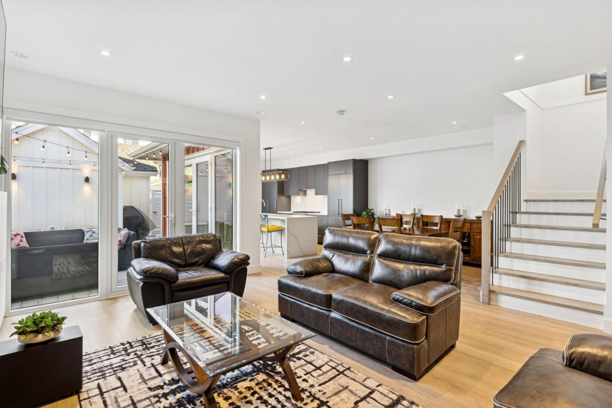 Kitchen Photo of 387 Ridge Street, Tsawwassen, BC