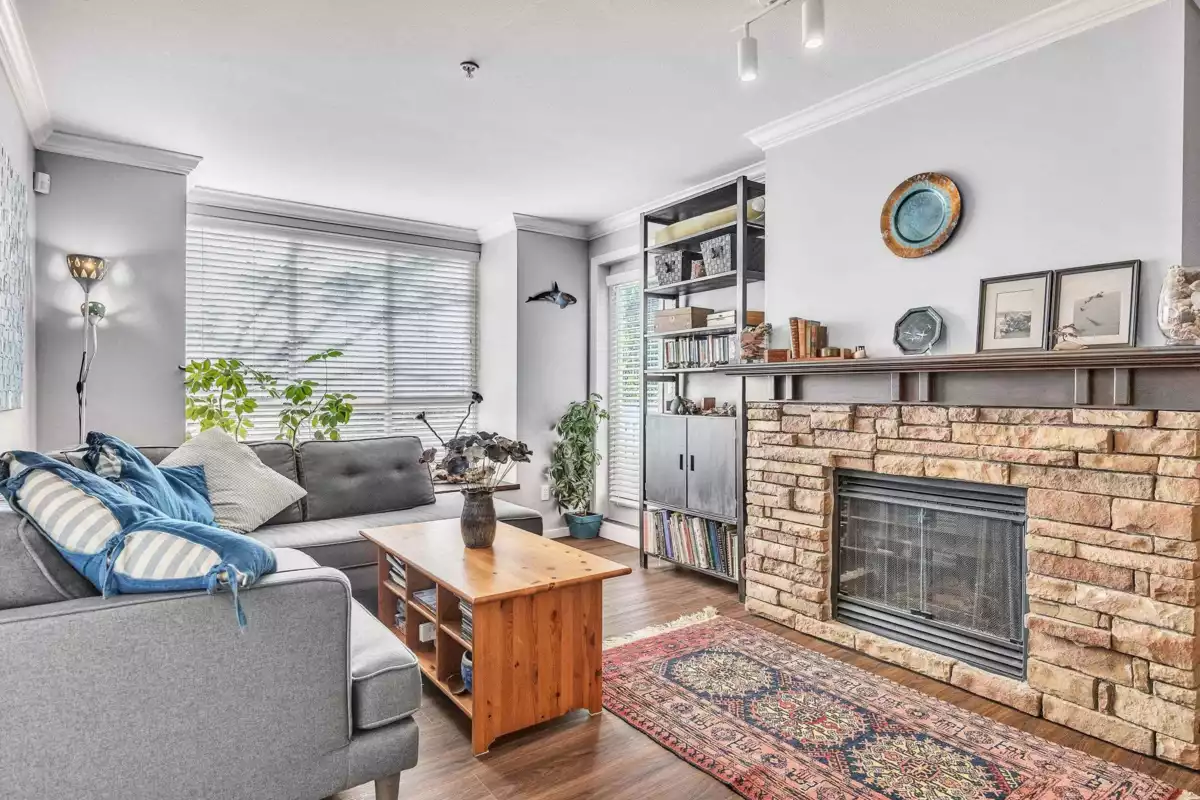 Breakfast Nook Photo of 211 1111 Lynn Valley Road, North Vancouver, BC