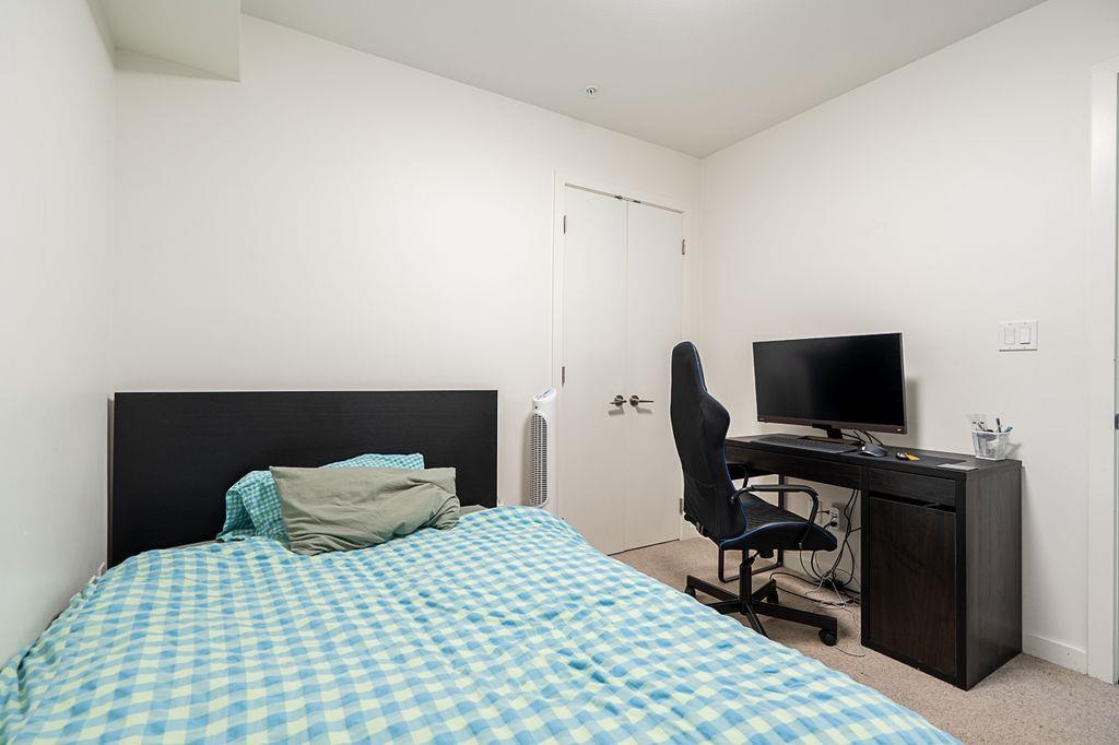 Entry Foyer Photo of 520 5955 Birney Avenue, Vancouver, BC