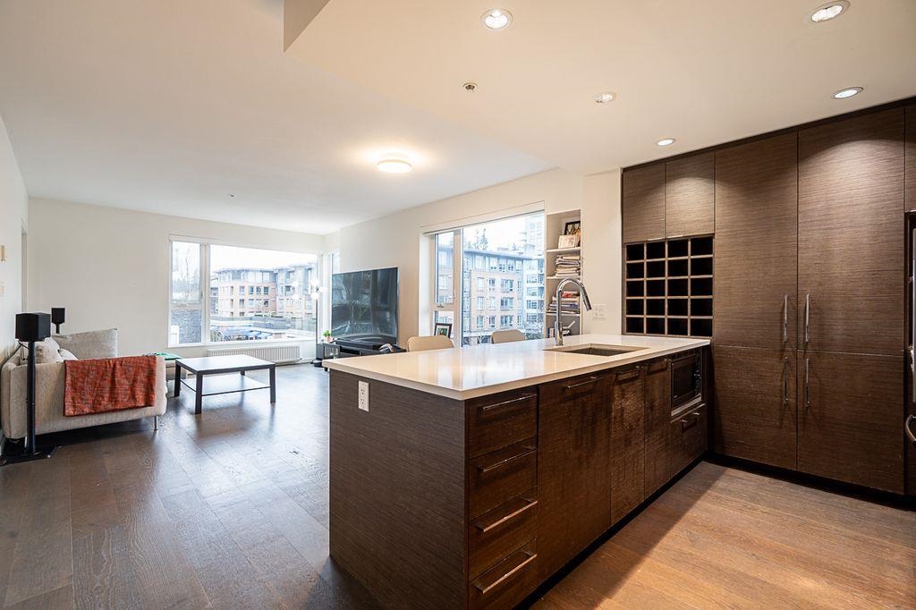 Walk-In Closet Photo of 520 5955 Birney Avenue, Vancouver, BC