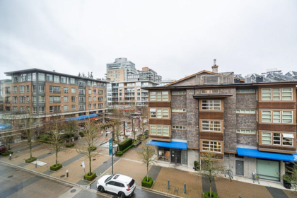 Front Yard Photo of 520 5955 Birney Avenue, Vancouver, BC