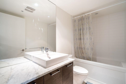 Hallway Photo of 520 5955 Birney Avenue, Vancouver, BC