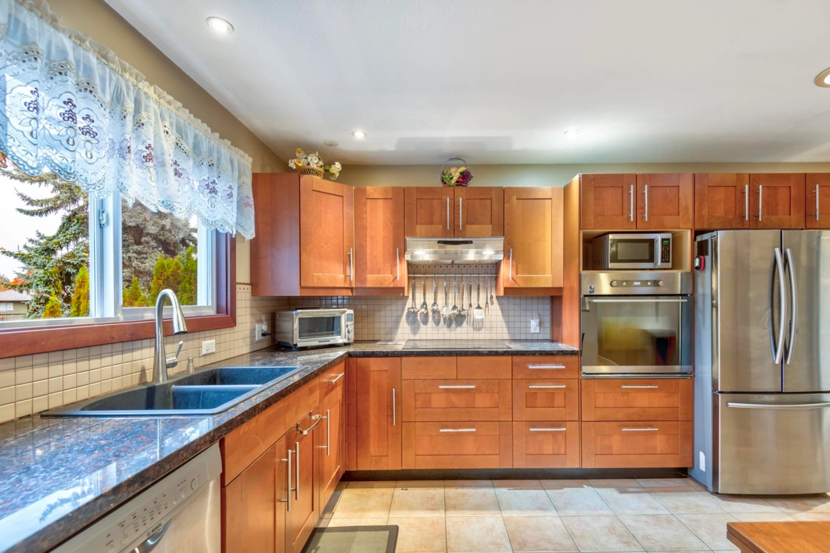 Primary Bathroom Photo of 1317 Western Place, Port Coquitlam, BC