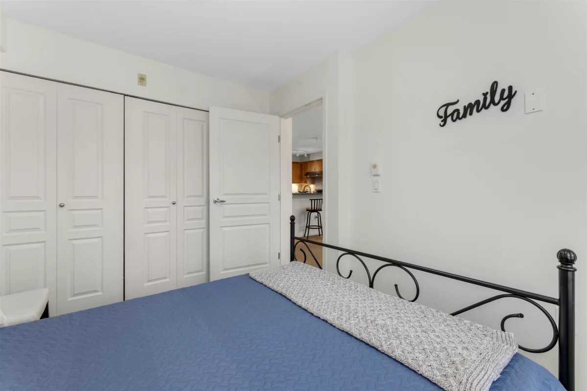 Walk-In Closet Photo of 310 15188 22 Avenue, Surrey, BC