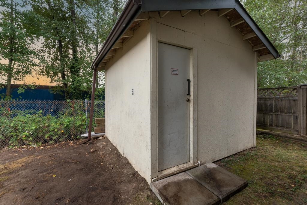 Garden / Landscaping Photo of 14490 67b Avenue, Surrey, BC