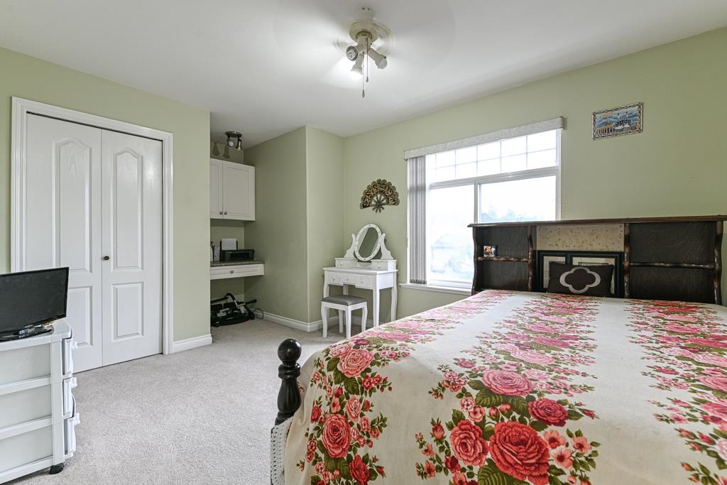 Mudroom Photo of 14490 67b Avenue, Surrey, BC