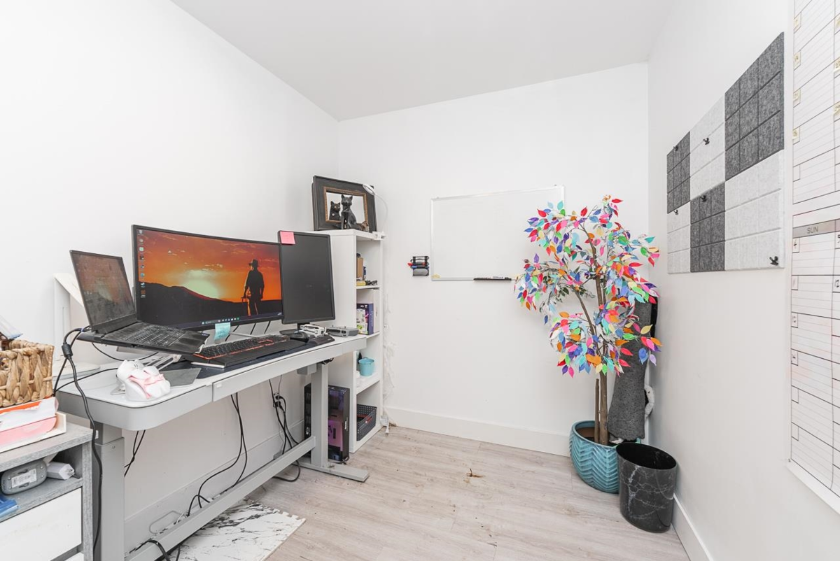 Basement Recreation Room Photo of 28204 108th Avenue, Maple Ridge, BC