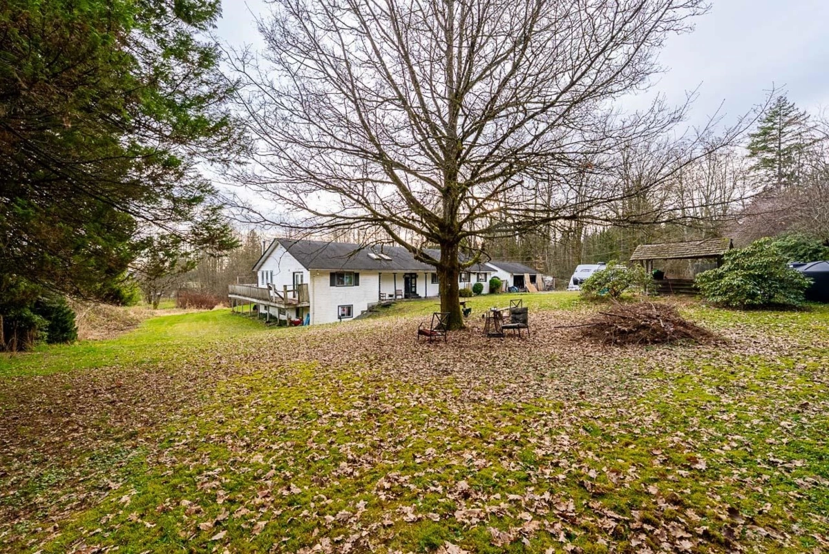 Family Room Photo of 28204 108th Avenue, Maple Ridge, BC