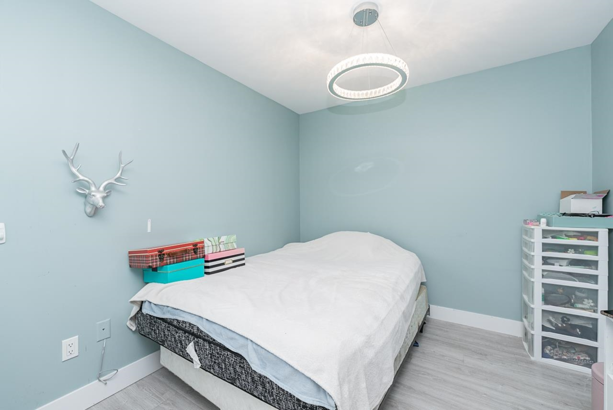 Mudroom Photo of 28204 108th Avenue, Maple Ridge, BC