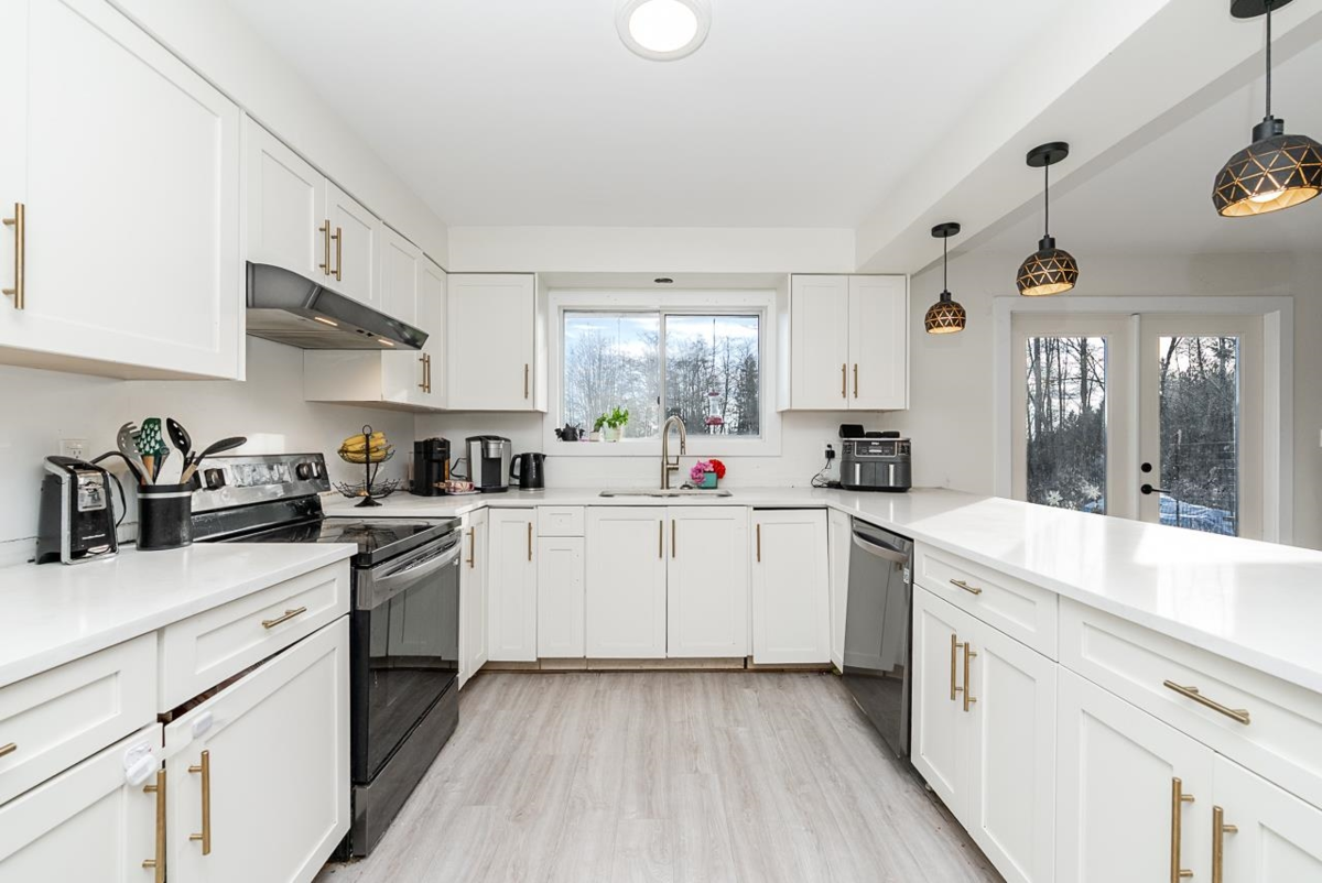 Pantry Photo of 28204 108th Avenue, Maple Ridge, BC