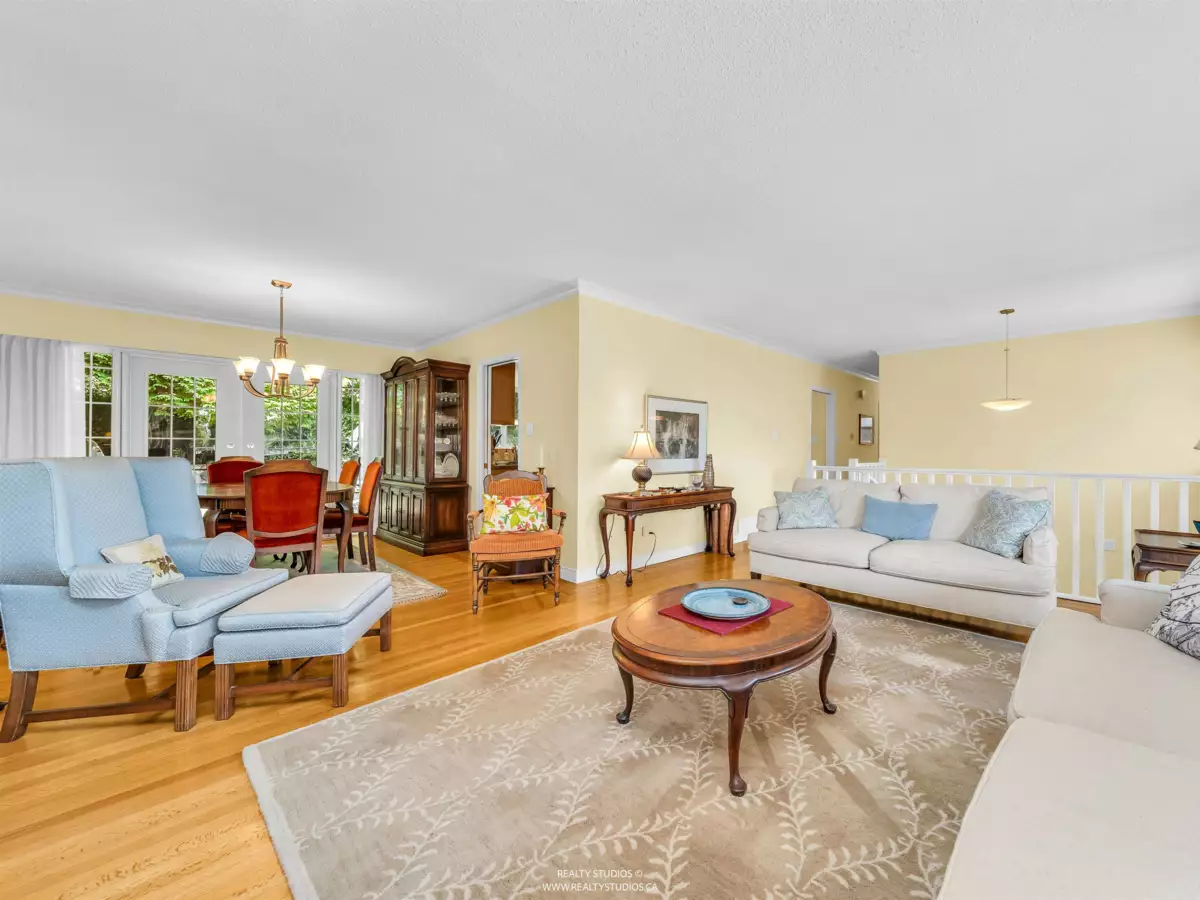 Family Room Photo of 1202 Bracknell Crescent, North Vancouver, BC