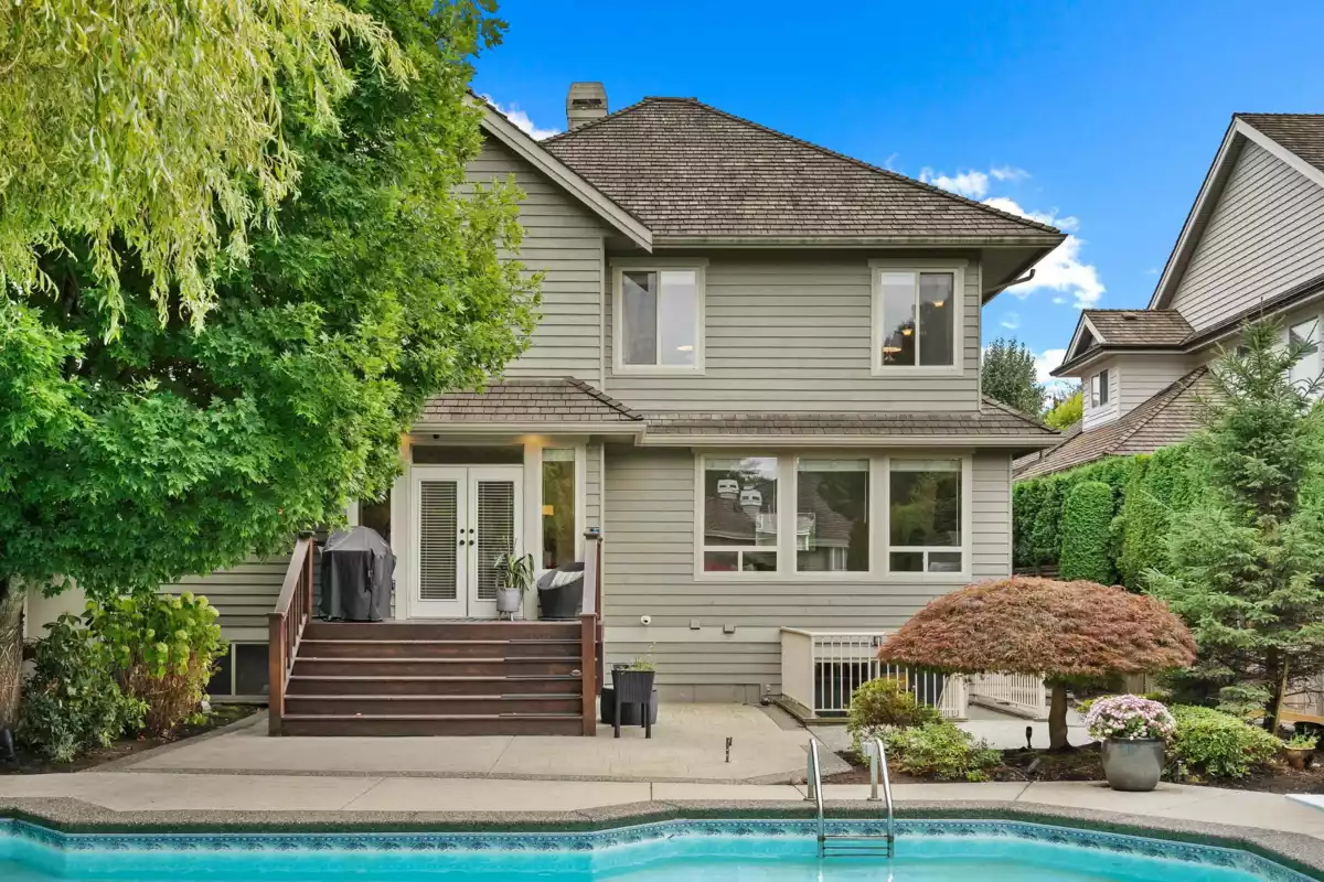 Aerial View of 15639 37a Avenue, Surrey, BC