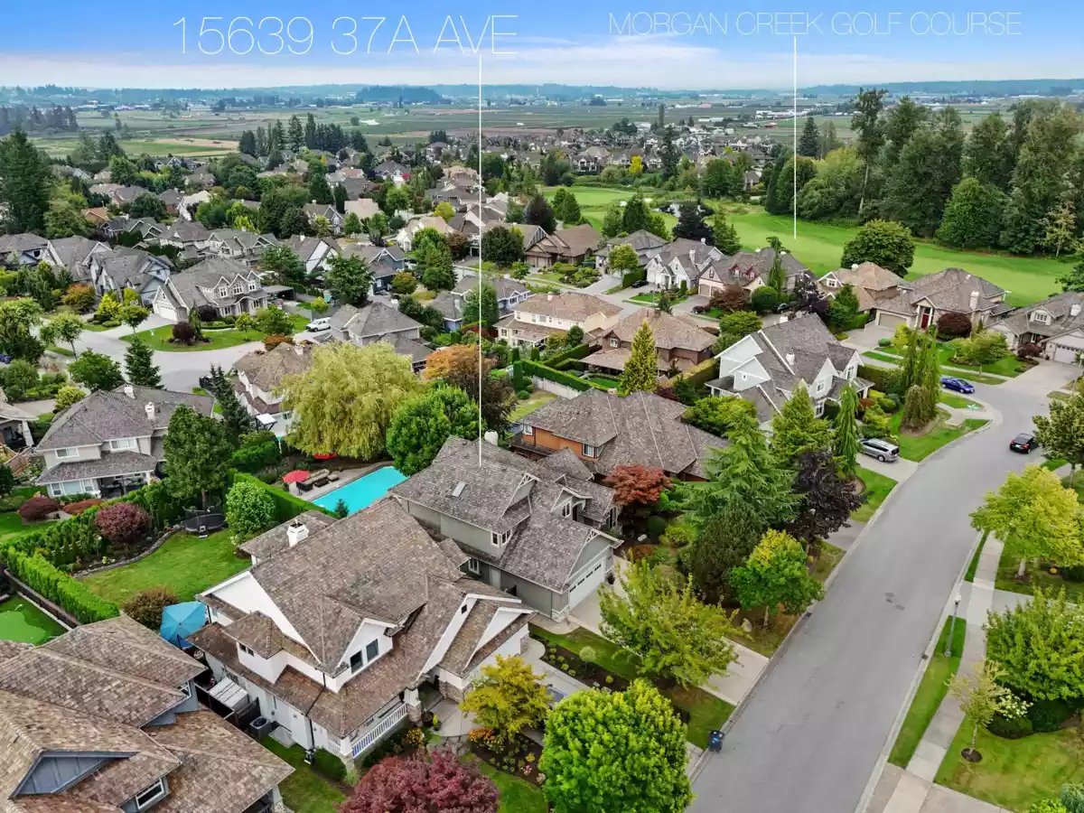 Community Amenities Photo (Clubhouse) of 15639 37a Avenue, Surrey, BC