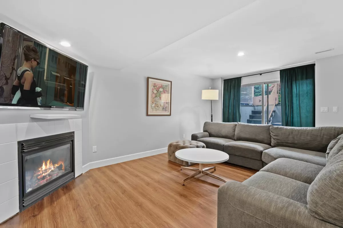 Garage Interior Photo of 15639 37a Avenue, Surrey, BC