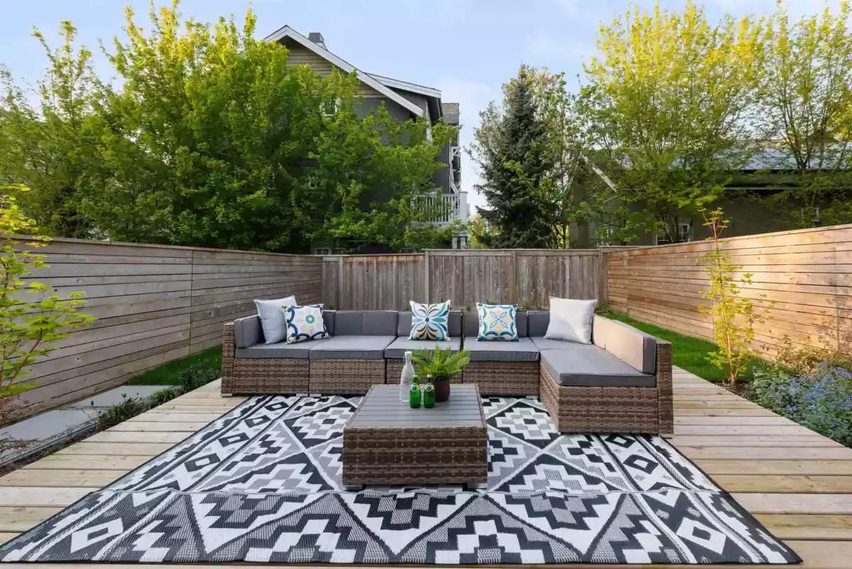 Garden / Landscaping Photo of 1493 W 52nd Avenue, Vancouver, BC