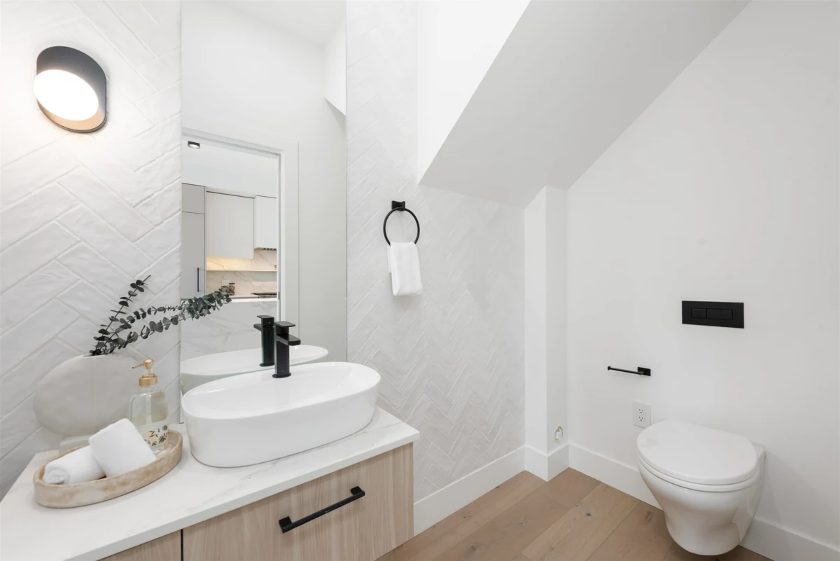 Outdoor Patio Photo of 1493 W 52nd Avenue, Vancouver, BC