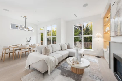 Breakfast Nook Photo of 1493 W 52nd Avenue, Vancouver, BC