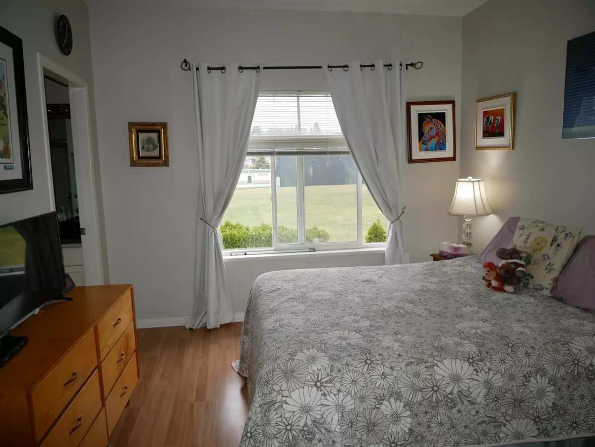 Basement Recreation Room Photo of 148 33751 Seventh Avenue, Mission, BC