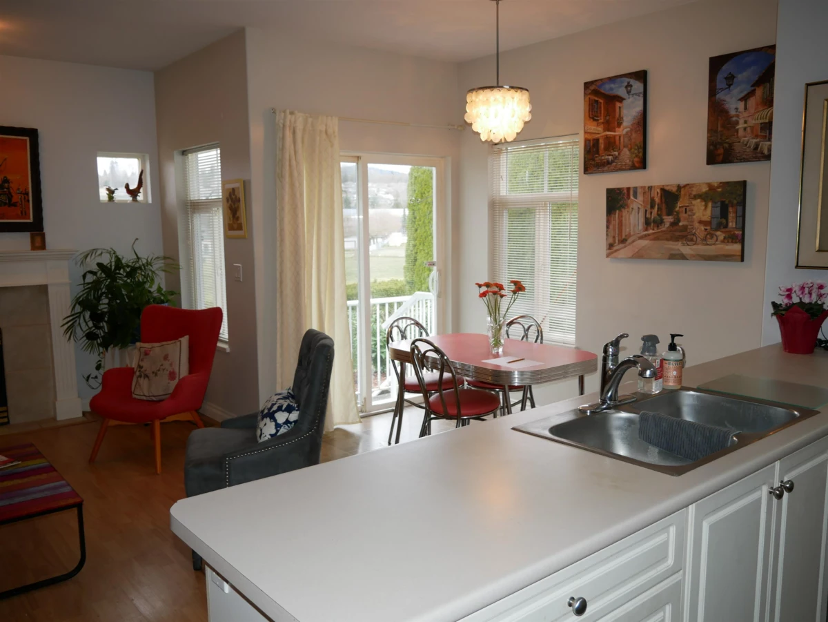 Guest Bathroom Photo of 148 33751 Seventh Avenue, Mission, BC