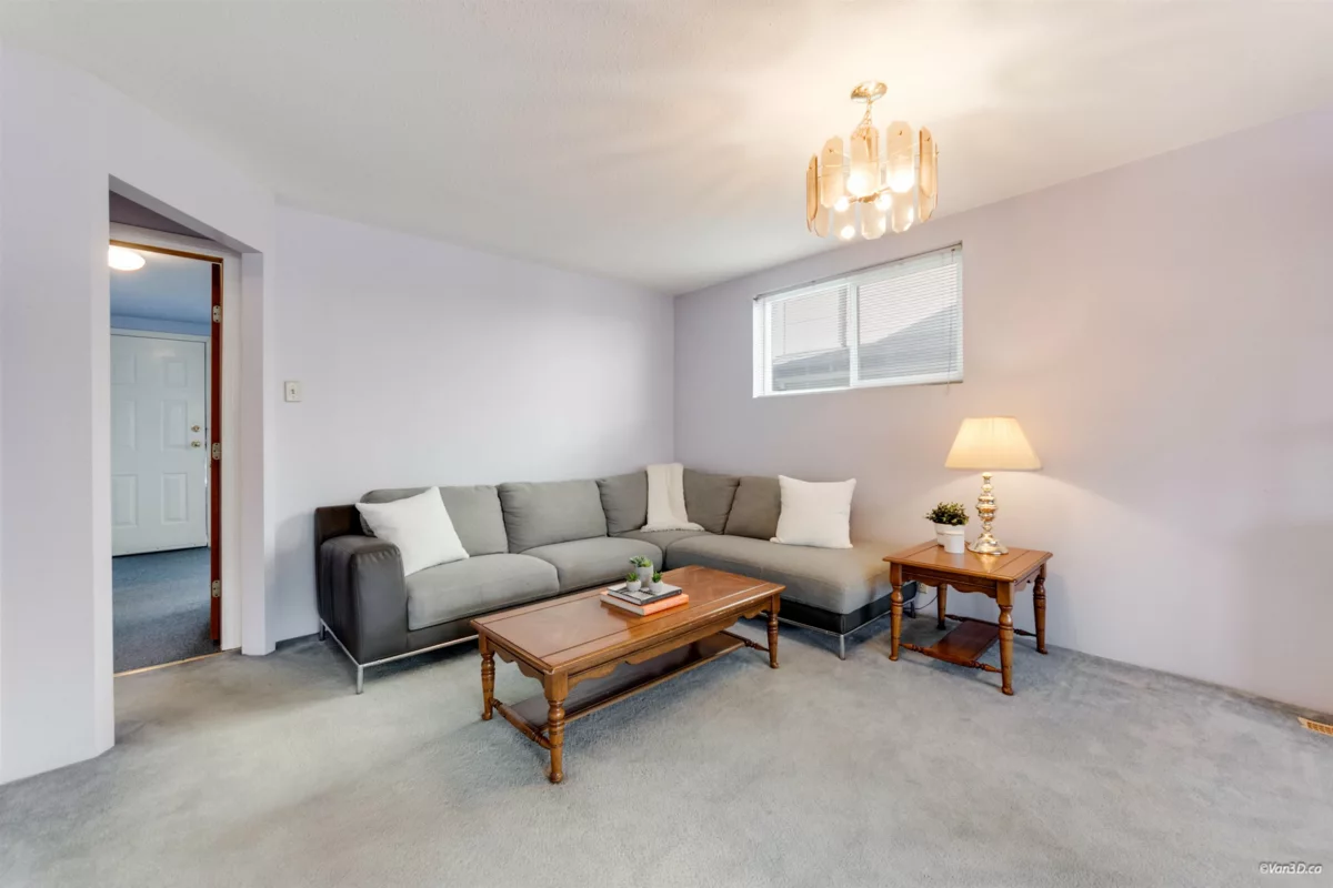 Kitchen Photo of 5871 Argyle Street, Vancouver, BC