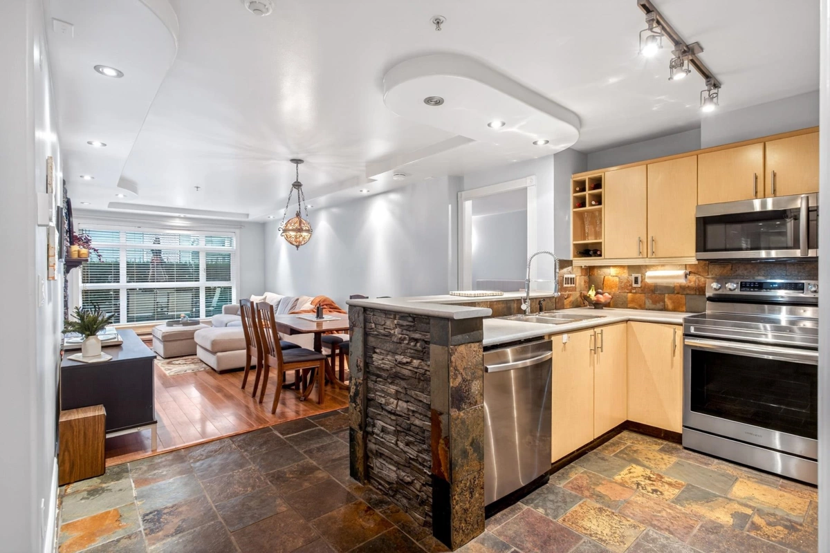 Walk-In Closet Photo of 102 3122 St Johns Street, Port Moody, BC