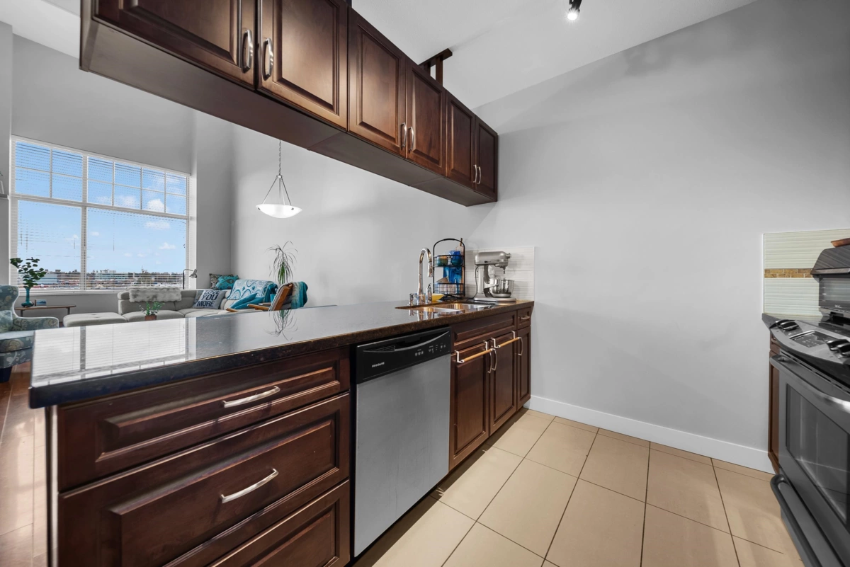 Walk-In Closet Photo of 402 11935 Burnett Street, Maple Ridge, BC