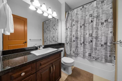 Basement Recreation Room Photo of 402 11935 Burnett Street, Maple Ridge, BC