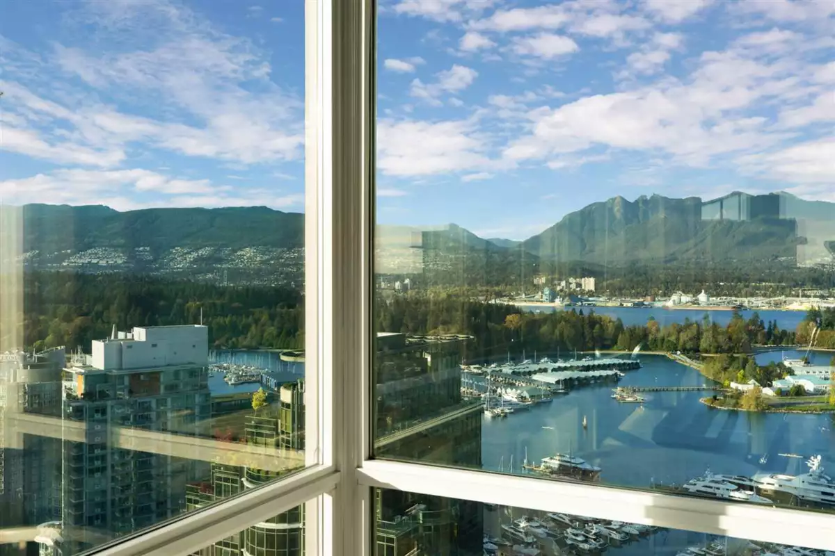Laundry Room Photo of 3501 1328 W Pender Street, Vancouver, BC