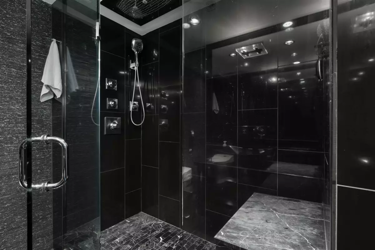 Loft / Bonus Room Photo of 3501 1328 W Pender Street, Vancouver, BC