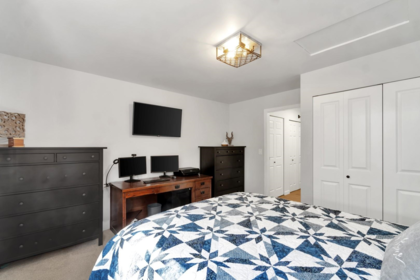 Entry Foyer Photo of 11426 141a Street, Surrey, BC