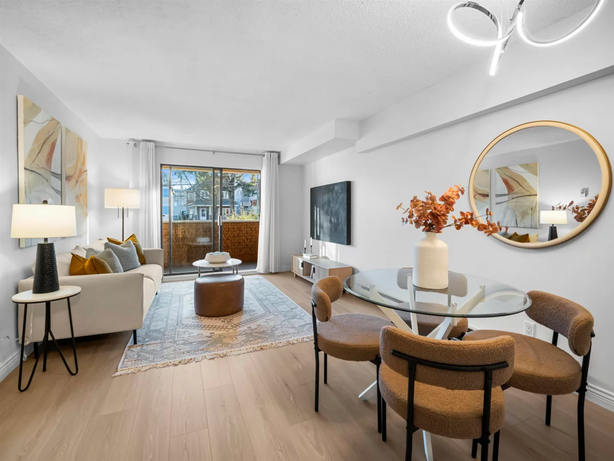 Family Room Photo of 313 975 E Broadway, Vancouver, BC