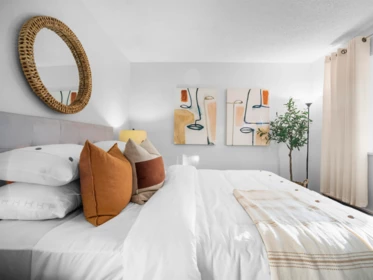 Bedroom 3 Photo of 313 975 E Broadway, Vancouver, BC